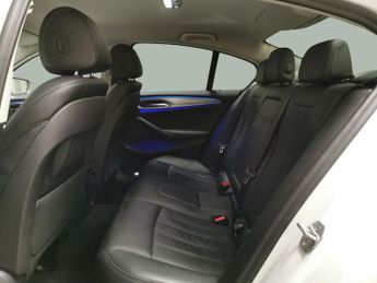 BMW 5 Series 2.0 520d SE (190 ps) - BMW LIVE COCKPIT PROFESSIONAL - PERFORMAN