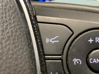 Toyota RAV4 2.5 VVT-h Excel CVT (218 ps) - HEATED SEATS - NAV - HEATED STEER