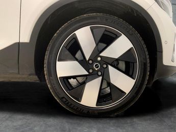 Volvo XC40 Recharge Twin 78kWh Ultimate AWD (408 ps) - ADAPT CRUISE - CARPL