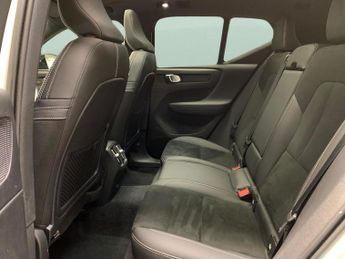 Volvo XC40 Recharge Twin 78kWh Ultimate AWD (408 ps) - ADAPT CRUISE - CARPL