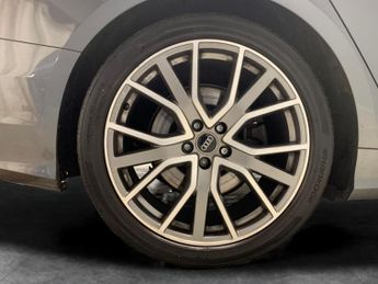 Audi A6 Avant 2.0 TFSI 45 Black Edition S Tronic quattro (265 ps) - LANE DEPAR