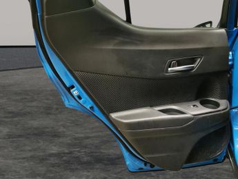 Toyota C-HR 1.8 VVT-h Icon CVT (122 ps) - BLUETOOTH - 17IN ALLOYS - AIR CON