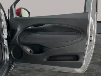 Fiat 500e 42kWh RED (118 ps) - CRUISE - SPEED LIMIT RECOG - DRIVING MODES