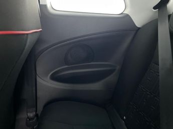 Fiat 500e 42kWh RED (118 ps) - CRUISE - SPEED LIMIT RECOG - DRIVING MODES