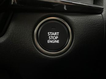 Mazda CX-30 2.5 e-SKYACTIV G MHEV Takumi (140 ps) - KEYLESS ENTRY - REVERSE 