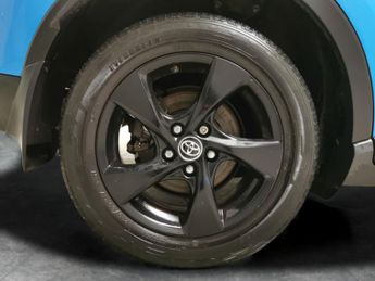 Toyota C-HR 1.8 VVT-h Icon CVT (122 ps) - BLUETOOTH - 17IN ALLOYS - AIR CON