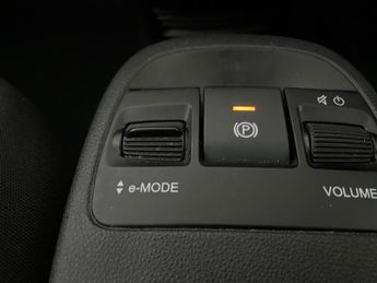 Fiat 500e 42kWh RED (118 ps) - CRUISE - SPEED LIMIT RECOG - DRIVING MODES