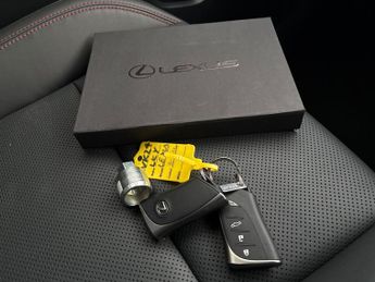 Lexus Lbx 1.5 VVT-iE Premium Plus E-CVT (136 ps) - LED - REVERSE CAM - NAV