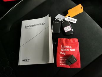 Kia Sportage 1.6 h T-GDi GT-Line (226 bhp) - BLUETOOTH - CRUISE - PARK SENSOR