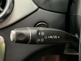 Mercedes-Benz GLA 1.6 GLA180 AMG Line Edition 7G-DCT (122 ps) - COMFORT PACK - BLU