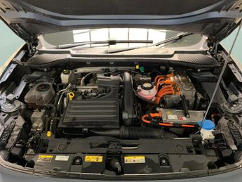 Cupra Formentor 1.4 eHybrid 12.8kWh VZ2 Plug-in DSG (245 ps) - LED - REVERSE CAM