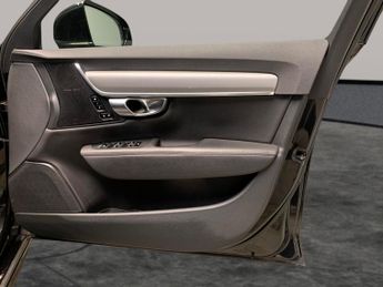 Volvo S90 2.0 D4 Momentum Plus (190 ps) - LEATHER-FACED - CHARCOAL - ADAPT