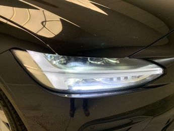 Volvo S90 2.0 D4 Momentum Plus (190 ps) - LEATHER-FACED - CHARCOAL - ADAPT