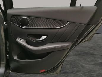 Mercedes-Benz GLC 2.1 GLC220d AMG Line G-Tronic+ 4MATIC (170 ps) - NAV - MIRROR PA