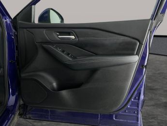 Nissan Qashqai 1.3 DIG-T MHEV Acenta Premium XTRON (158 ps) - REVERSE CAM