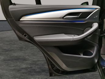 BMW iX3 80kWh Premier Edition (286 ps) - LEATHER - NAV - HEATED SEATS