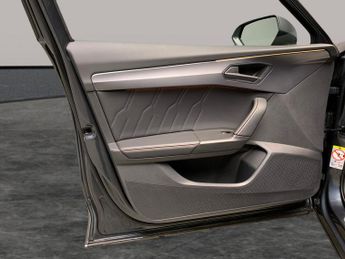 Cupra Formentor 1.4 eHybrid 12.8kWh VZ2 Plug-in DSG (245 ps) - LED - REVERSE CAM