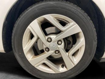 Hyundai i10 1.0 SE Connect (67 ps) - AIR CON - DAB - USB AUDIO