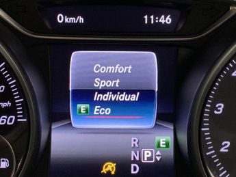 Mercedes-Benz GLA 1.6 GLA180 AMG Line Edition 7G-DCT (122 ps) - COMFORT PACK - BLU