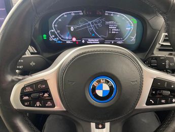 BMW iX3 80kWh M Sport (286 ps) - DRIVING ASSISTANT - AUTO PARK - REVERSE