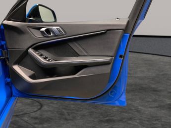 BMW 1 Series 1.5 118i M Sport (LCP) DCT (136 ps) - LED - LEATHER - PERFORMANC