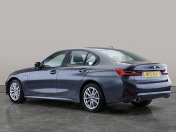 BMW 3 Series 2.0 330e 12kWh SE Pro Plug-in (292 ps) - KEYLESS START - AUTO HE