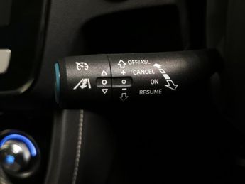 MG MG ZS 44.5kWh Excite (143 ps) - LANE DEPARTURE  - BLUETOOTH - DRIVING 