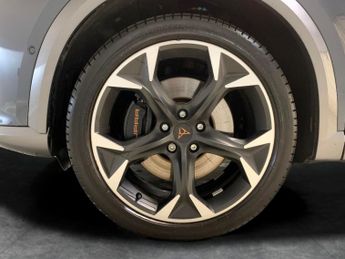 Cupra Formentor 1.4 eHybrid 12.8kWh VZ2 Plug-in DSG (245 ps) - LED - REVERSE CAM