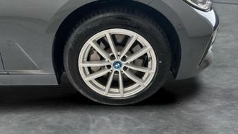 BMW 3 Series 2.0 330e 12kWh SE Pro Plug-in (292 ps) - KEYLESS START - AUTO HE