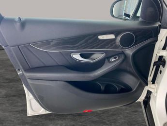 Mercedes-Benz GLC 2.1 GLC220d AMG Line G-Tronic 4MATIC (170 ps) - NAV - MIRROR PAC