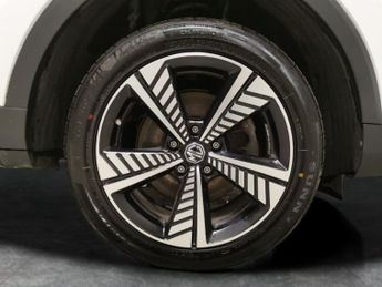 MG MG ZS 44.5kWh Excite (143 ps) - LANE DEPARTURE  - BLUETOOTH - DRIVING 