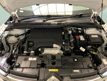 Citroen C4 X 1.2 PureTech Shine Fastback EAT8 (130 ps) - NAV - BLIND SPOT ASS