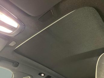 Volvo XC40 Recharge 69kWh Ultimate (231 ps) - CARPLAY - HK AUDIO - SURROUND