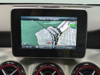 Mercedes-Benz CLA 2.0 CLA250 AMG Coupe 7G-DCT 4MATIC (218 ps) - SELF PARK - LED -