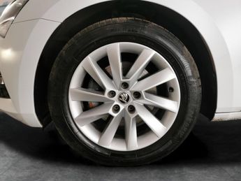 Skoda Superb 1.5 TSI ACT SE Technology DSG (150 ps) - DRIVER MEMORY SEAT - WI