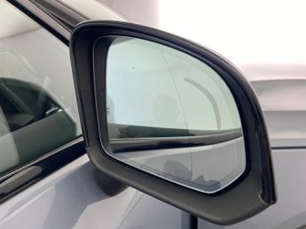 Volvo XC40 Recharge 69kWh Ultimate (231 ps) - CARPLAY - HK AUDIO - SURROUND