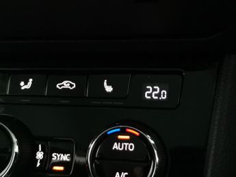 Skoda Superb 1.5 TSI ACT SE Technology DSG (150 ps) - DRIVER MEMORY SEAT - WI