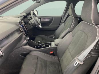 Volvo XC40 Recharge 69kWh Ultimate (231 ps) - CARPLAY - HK AUDIO - SURROUND