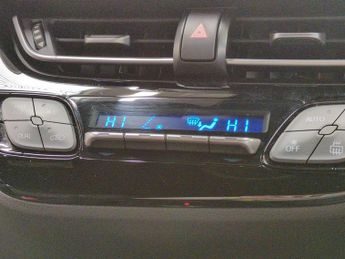 Toyota C-HR 1.8 VVT-h GPF Icon CVT (122 ps) - LANE DEPARTURE ALERT - BLUETOO