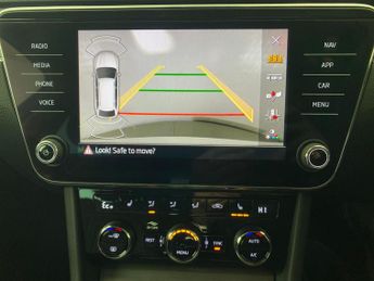 Skoda Superb 1.4 TSI iV 13kWh SE L Plug-in DSG (218 ps) - LED - SMARTLINK - N