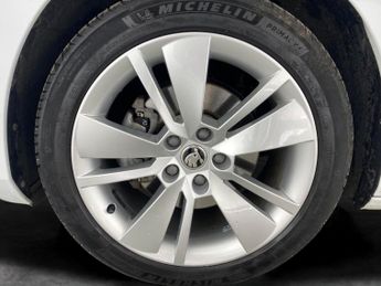 Skoda Superb 1.4 TSI iV 13kWh SE L Plug-in DSG (218 ps) - LED - SMARTLINK - N