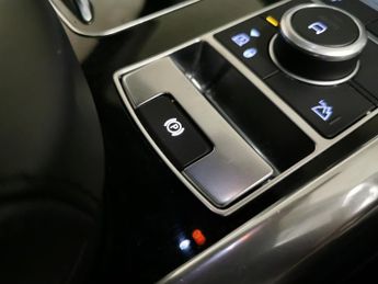 Land Rover Range Rover Sport 2.0 P400e 13.1kWh HSE Dynamic Black Plug-in 4WD (404 ps) - BLUET