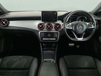 Mercedes-Benz CLA 2.0 CLA250 AMG Coupe 7G-DCT 4MATIC (218 ps) - SELF PARK - LED - 