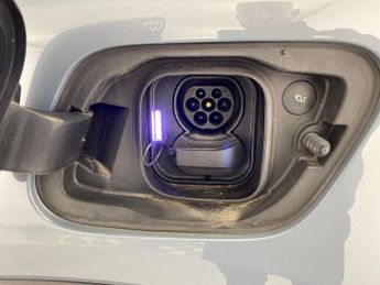 Volvo XC40 Recharge 69kWh Ultimate (231 ps) - CARPLAY - HK AUDIO - SURROUND