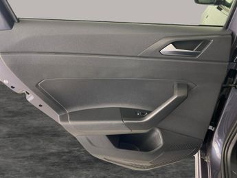 Volkswagen Polo 1.0 TSI R-Line DSG (95 ps) - DIGITAL DASH - AIR CON - DAB