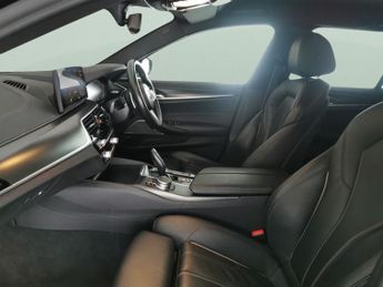 BMW 5 Series 2.0 520d MHT M Sport Touring Steptronic (190 ps) - SUN PROTECTIO