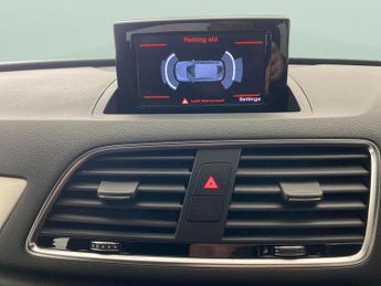 Audi Q3 2.0 TDI S line Plus S Tronic quattro (184 ps) - ALCANTARA - LED