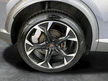 Cupra Formentor 1.4 eHybrid 12.8kWh V2 Plug-in DSG (204 ps) - LED - REVERSE CAM 