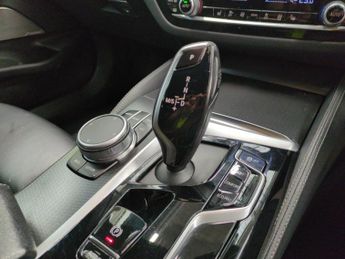 BMW 5 Series 2.0 520d MHT M Sport Touring Steptronic (190 ps) - SUN PROTECTIO