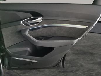 Audi e-tron 50 S line quattro 71.2kWh (313 ps) - B&O AUDIO - LED - REVERSE C